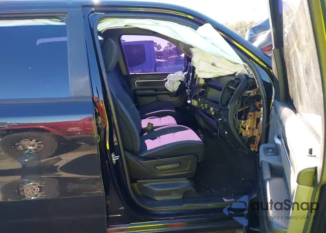 2020 Ram 1500 Big Horn 4X2 5'7 Box from USA, damaged, VIN 1C6RREFT1LN276245